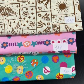 Stoffreste Baumwollstoffe 4677