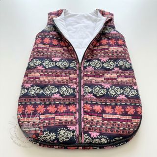 Baumwollstoff VOILE STEPPED Daria flower aubergine digital print