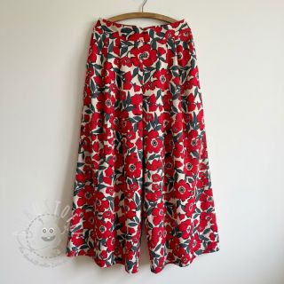 Baumwollstoff SATIN Flower Kala offwhite