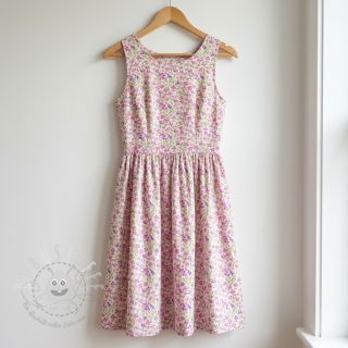 Baumwollstoff Fine flowers purple