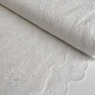 Baumwollstoff EMBROIDERY 2 side Camelia