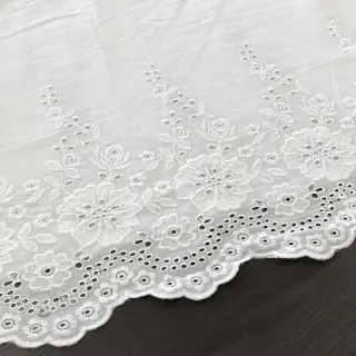 Baumwollstoff EMBROIDERY Leon border