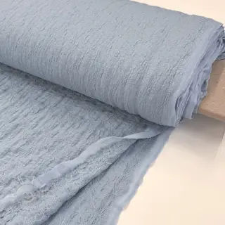 Baumwollstoff SMOGGED EMBROIDERY baby blue