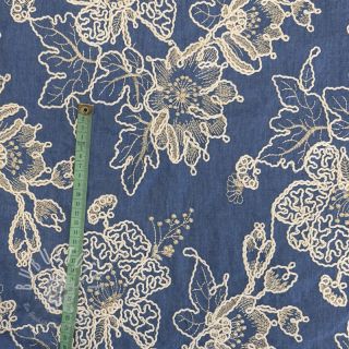Baumwollstoff JEANS EMBROIDERY Bouquet blue