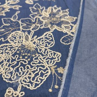 Baumwollstoff JEANS EMBROIDERY Bouquet blue