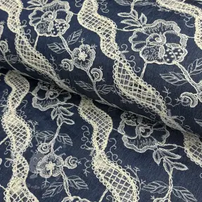 Baumwollstoff JEANS EMBROIDERY Flora design A