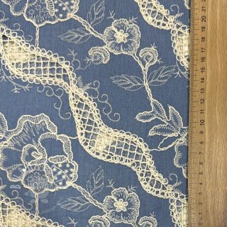 Baumwollstoff JEANS EMBROIDERY Flora design B